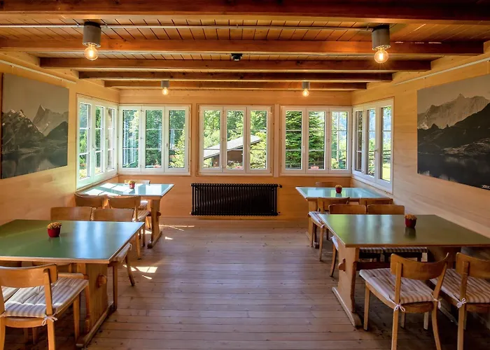 Naturfreunde Hostel Γκρίντελβαλντ